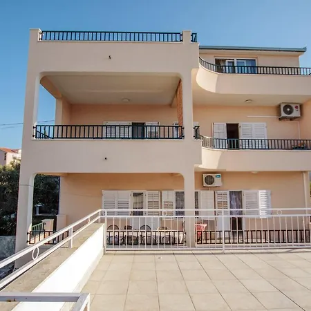 Arbanija 1122b Apartmán Trogir